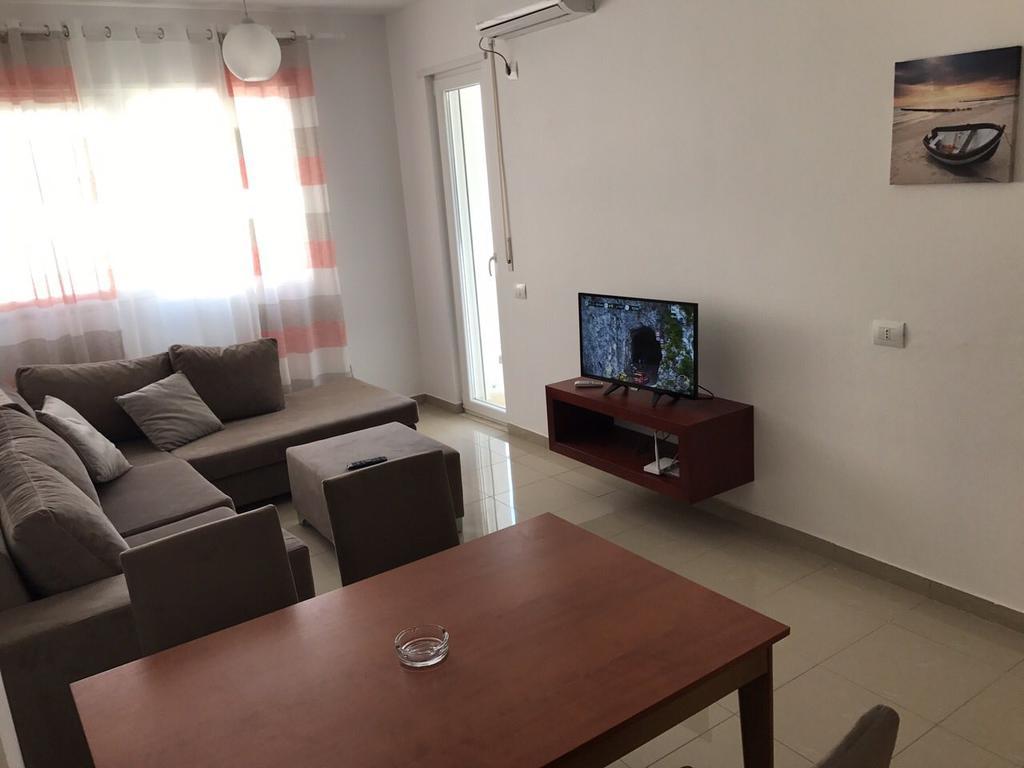 Viktoria'S Apartments Shëngjin Extérieur photo